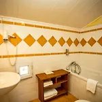 Logis L' D'uzes Πανσιόν 3*