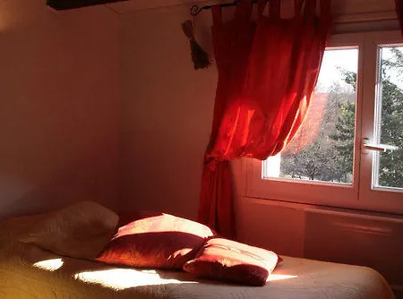 Logis L' D'uzes Guest house 2*