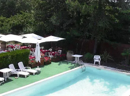 Logis Restaurant L' D'uzes 2*